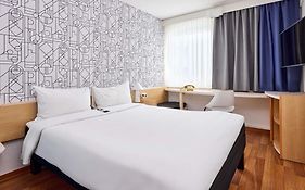 ibis Hotel Düsseldorf Hauptbahnhof