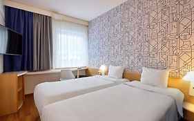 ibis Hotel Düsseldorf Hauptbahnhof